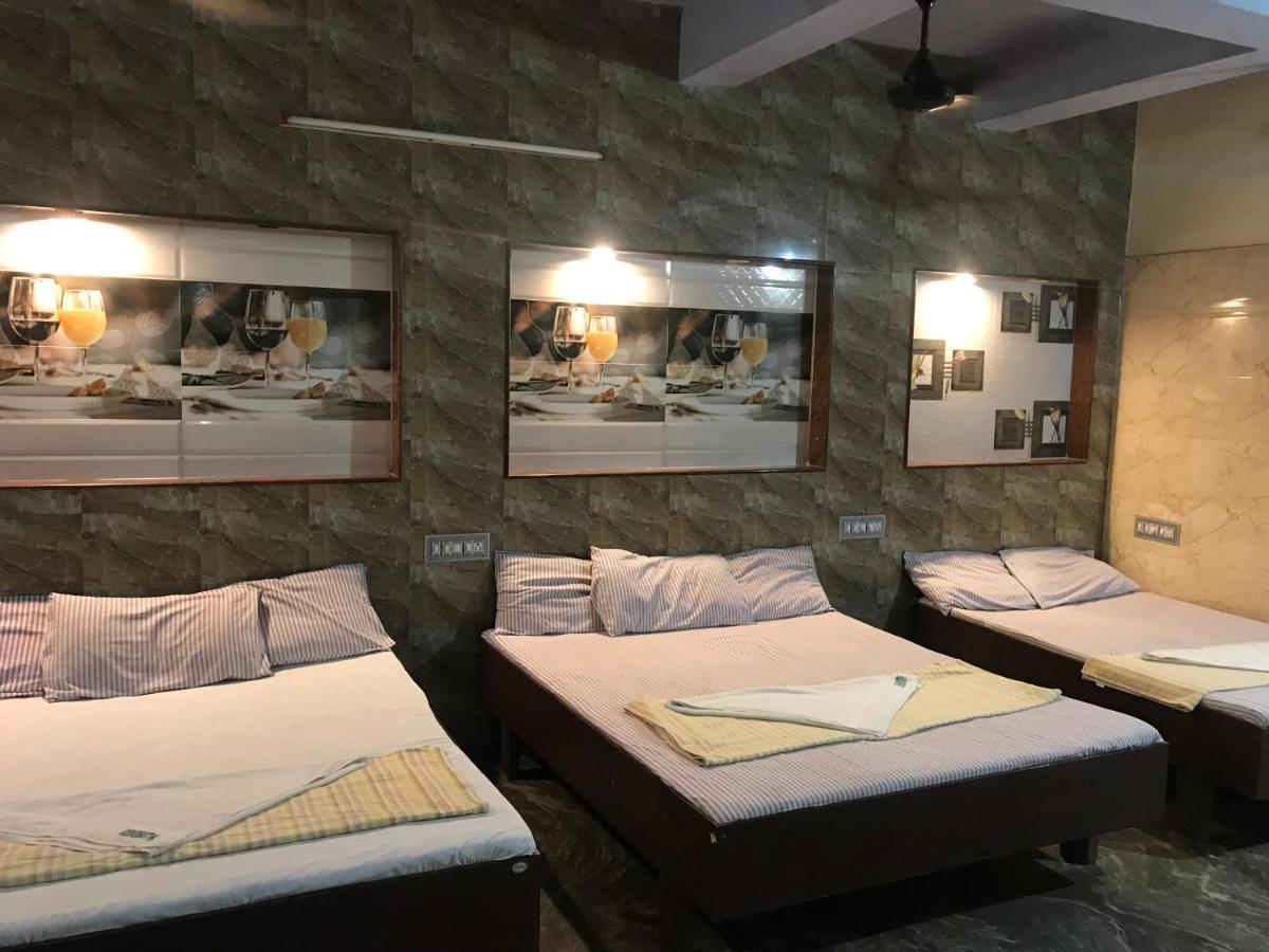 Hotel Rehoboth Kanyakumari Buitenkant foto