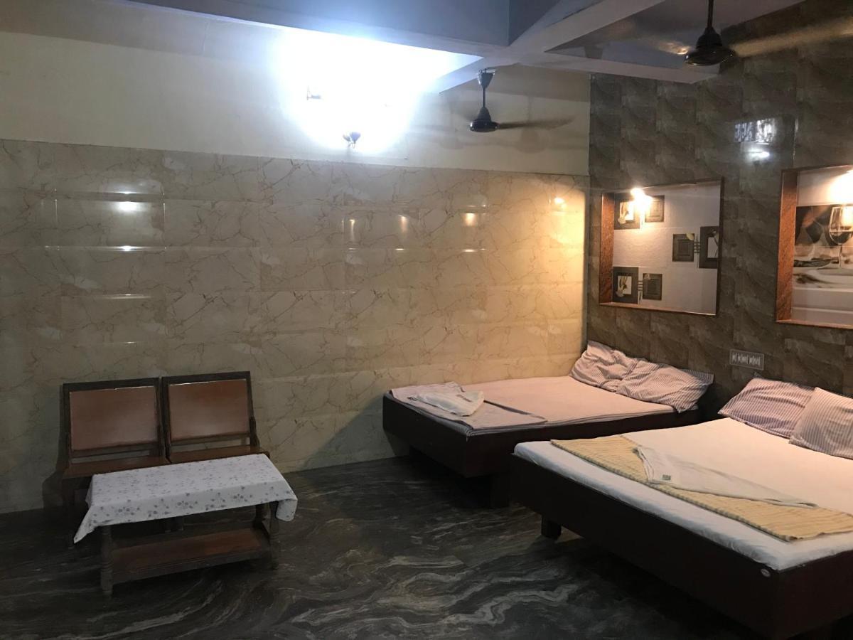 Hotel Rehoboth Kanyakumari Buitenkant foto
