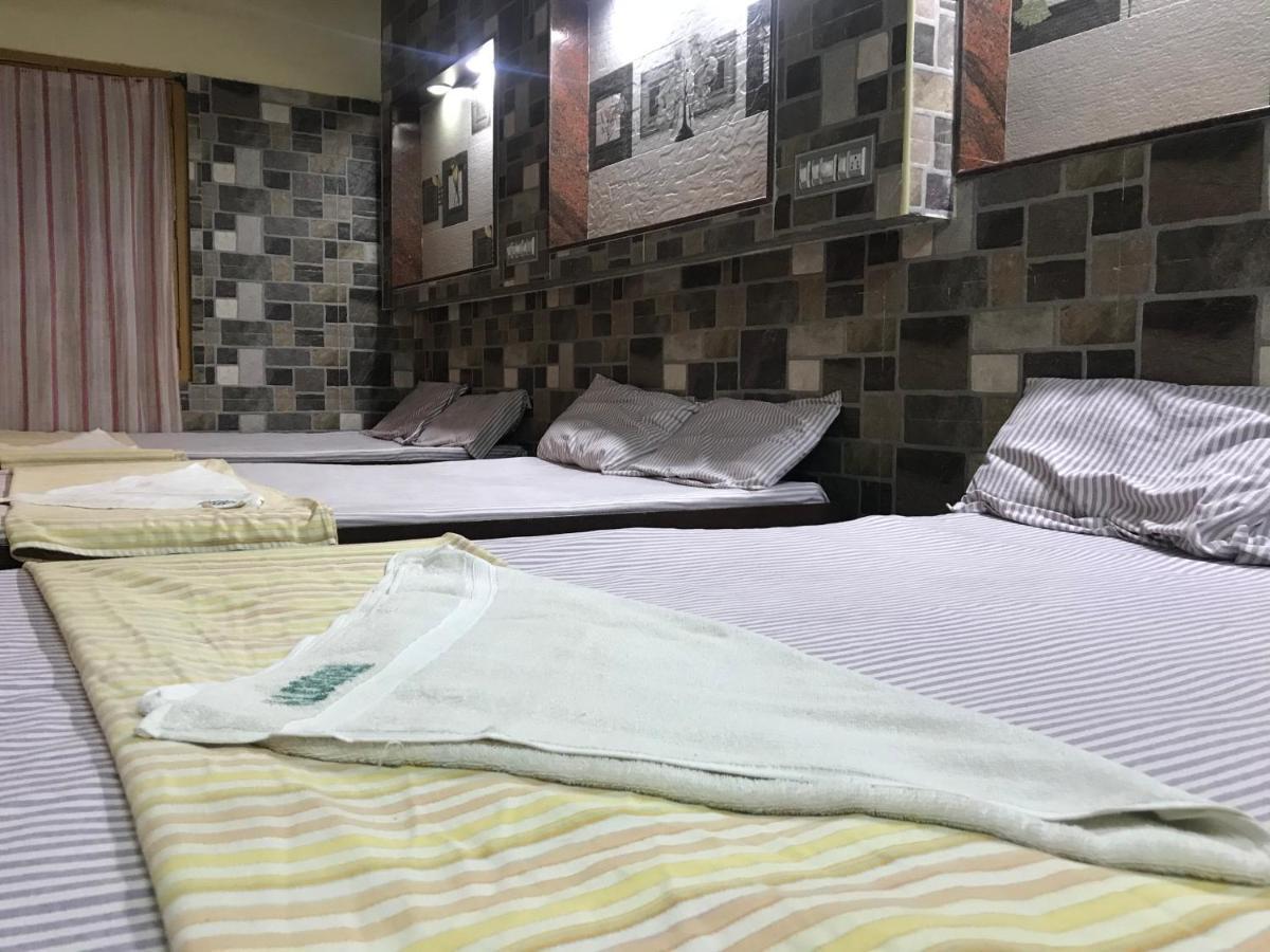 Hotel Rehoboth Kanyakumari Buitenkant foto