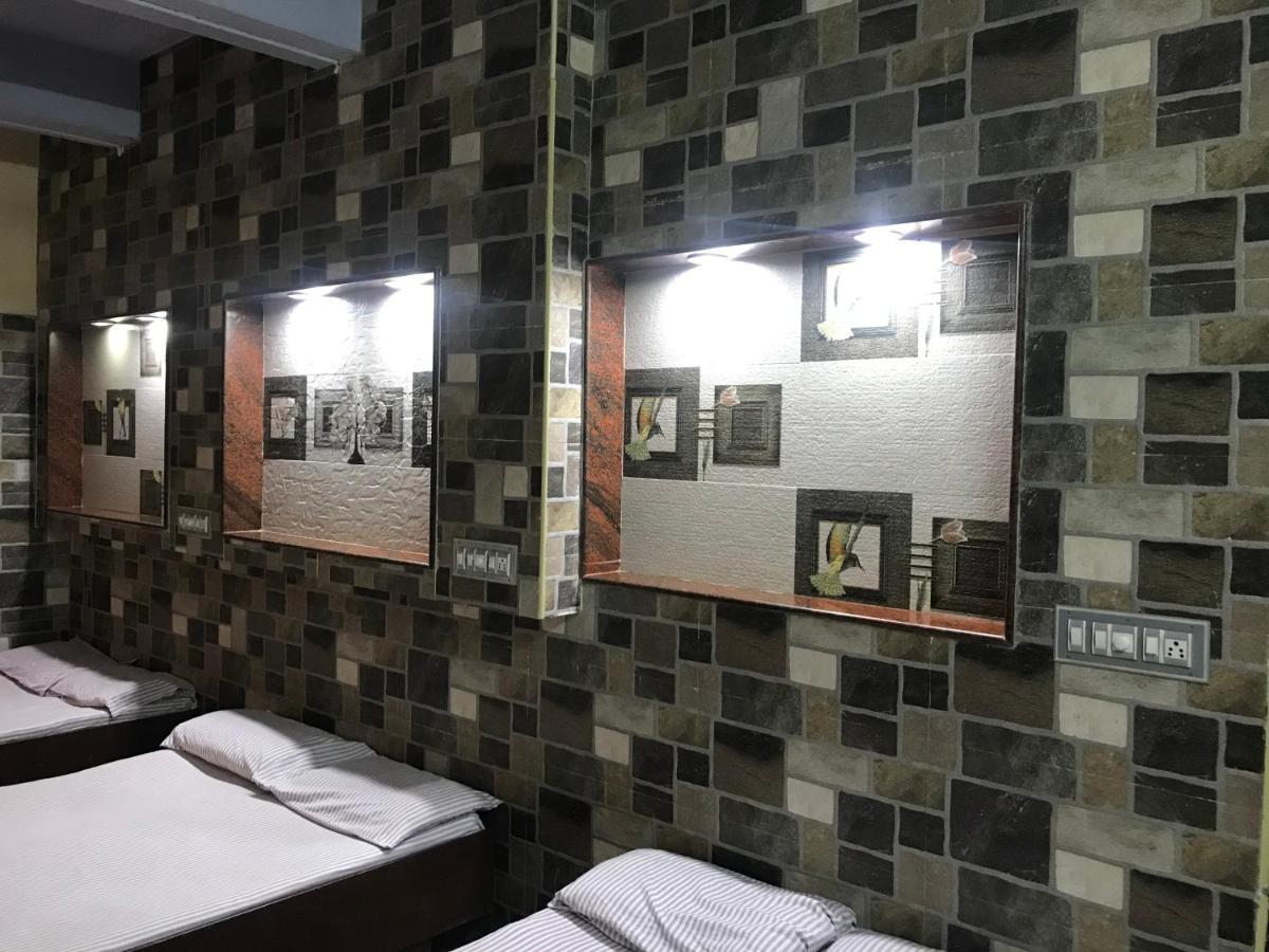 Hotel Rehoboth Kanyakumari Buitenkant foto